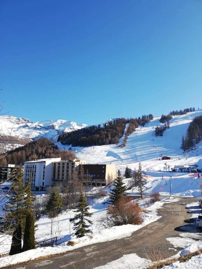 Appartement Pied Des Pistes Super Sauze Enchastrayes Bagian luar foto