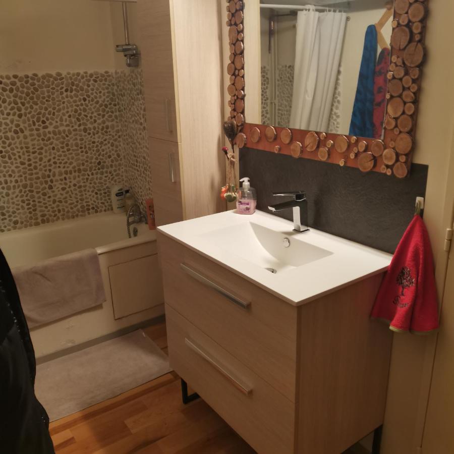 Appartement Pied Des Pistes Super Sauze Enchastrayes Bagian luar foto